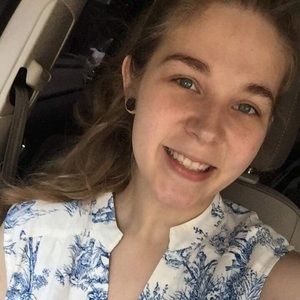 Meet your Posher, Erika